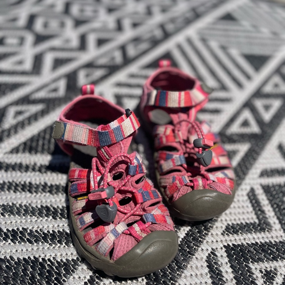 Keen Kids Pink Multicolor Stripe Closed-Toe Sandals